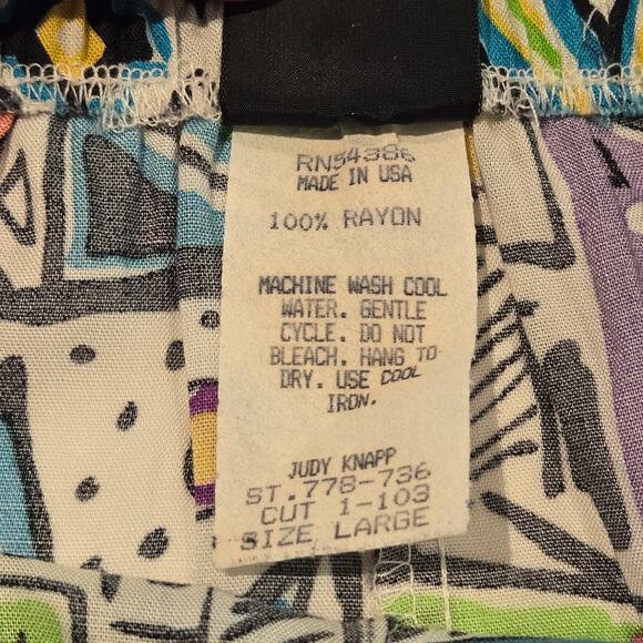 Vintage Judy Knapp Button-Up Blouse and Matching Pull-On Short Set, Mixed Sizes - Picture 13 of 13